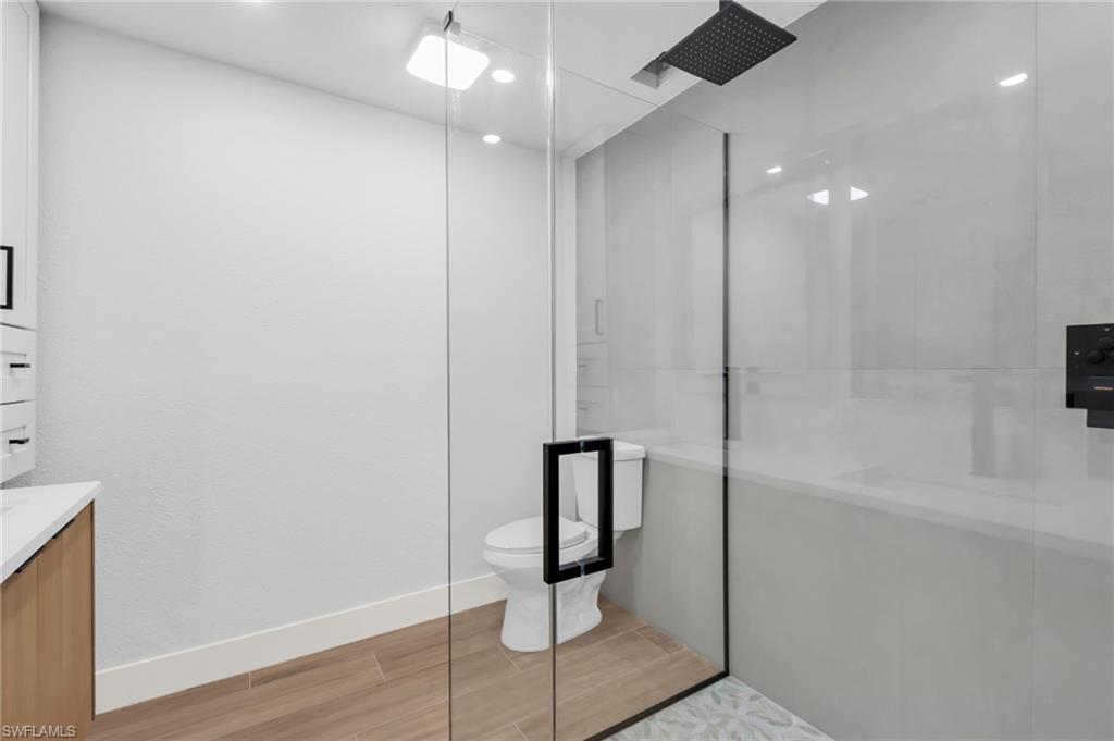 FORT MYERS SHORES - Residential