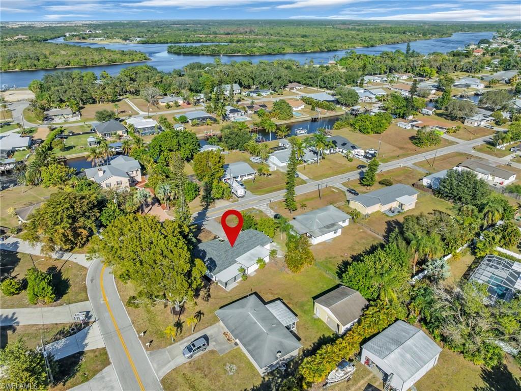 FORT MYERS SHORES - Residential