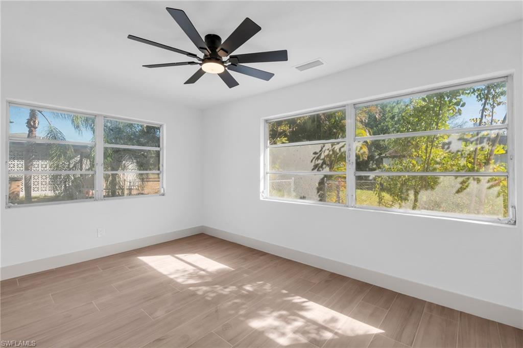 FORT MYERS SHORES - Residential