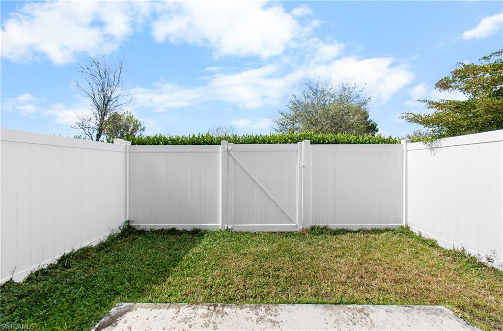 PORTICO - Residential