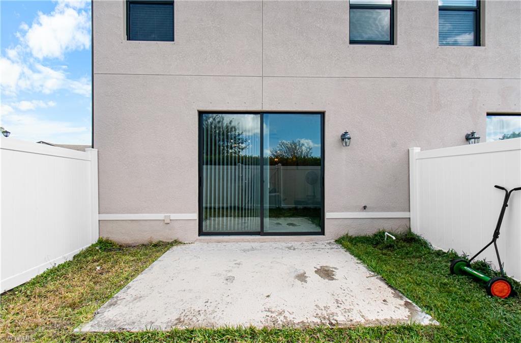 PORTICO - Residential