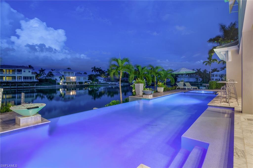 PARK SHORE - Residential