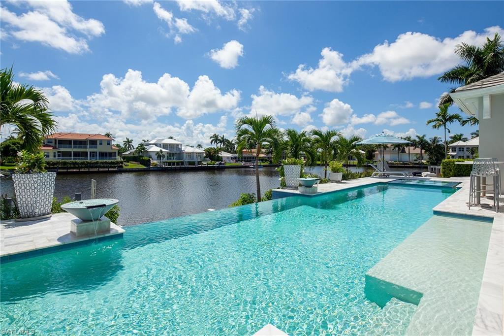 PARK SHORE - Residential