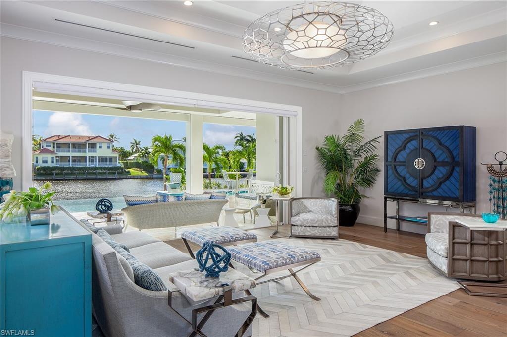 PARK SHORE - Residential