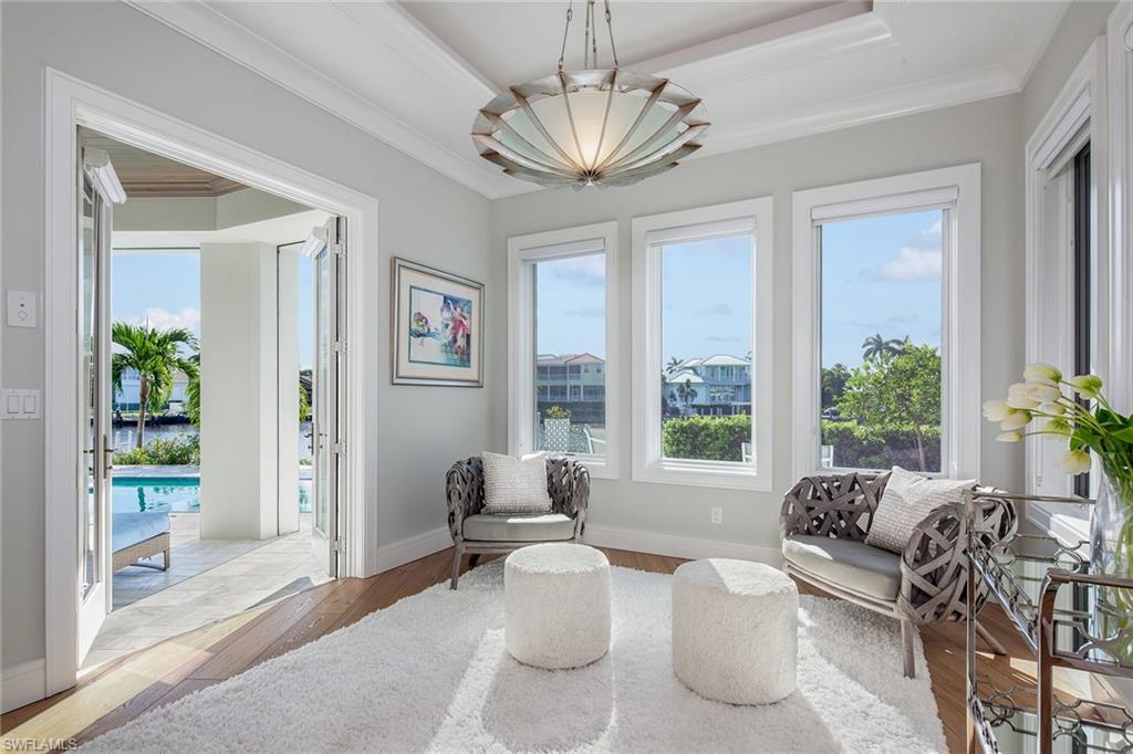 PARK SHORE - Residential