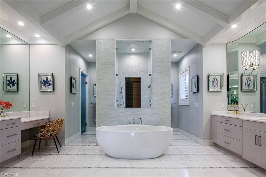 PARK SHORE - Residential