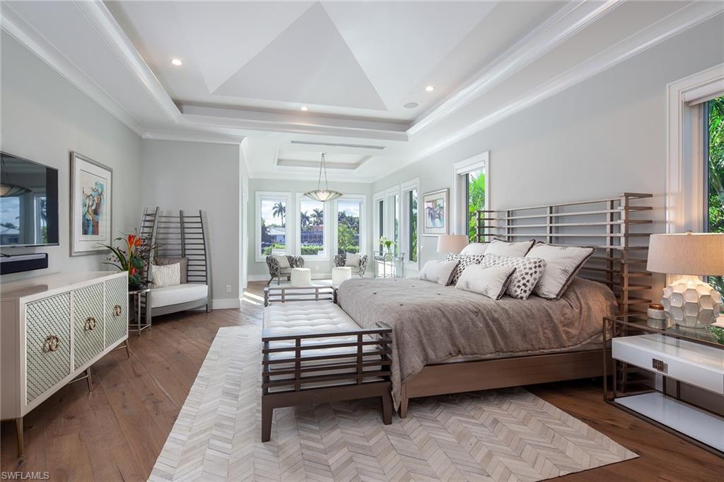 PARK SHORE - Residential