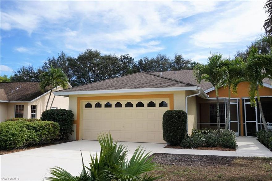 Come see this great villa in Tanglewood (Fairway Villas) in Lely Country Club. This villa features 3 bedrooms, 2 baths, eat-in kitchen, laundry in residence, spacious screened lanai with a great landscaped area. The community pool is within walking distance. 

Lely Country Club is a community consisting of an assortment of residences including cozy condominiums, charming villas, and comfortable single-family homes. You will find the private, Royal Palm golf course and a public golf course, Hibiscus on site. Don't miss out on purchasing in one of the most sought after communities with one of the lowest HOA fees in Naples!