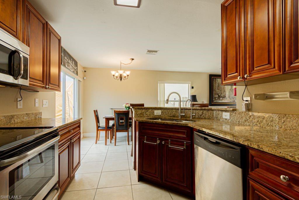 SILVERADO EAST - Residential