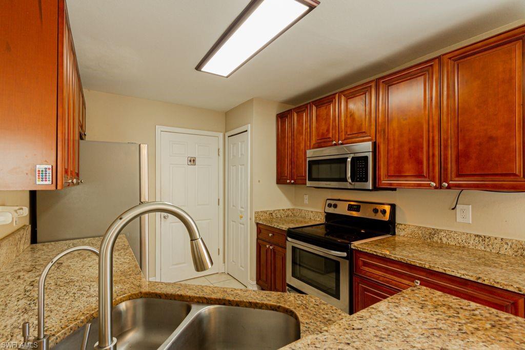 SILVERADO EAST - Residential