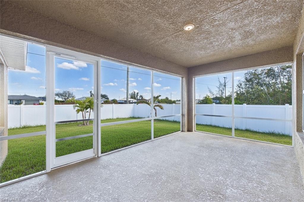 CAPE CORAL - Residential