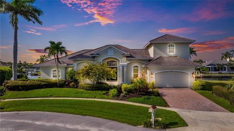 951 Beaver CT MARCO ISLAND FL 34145