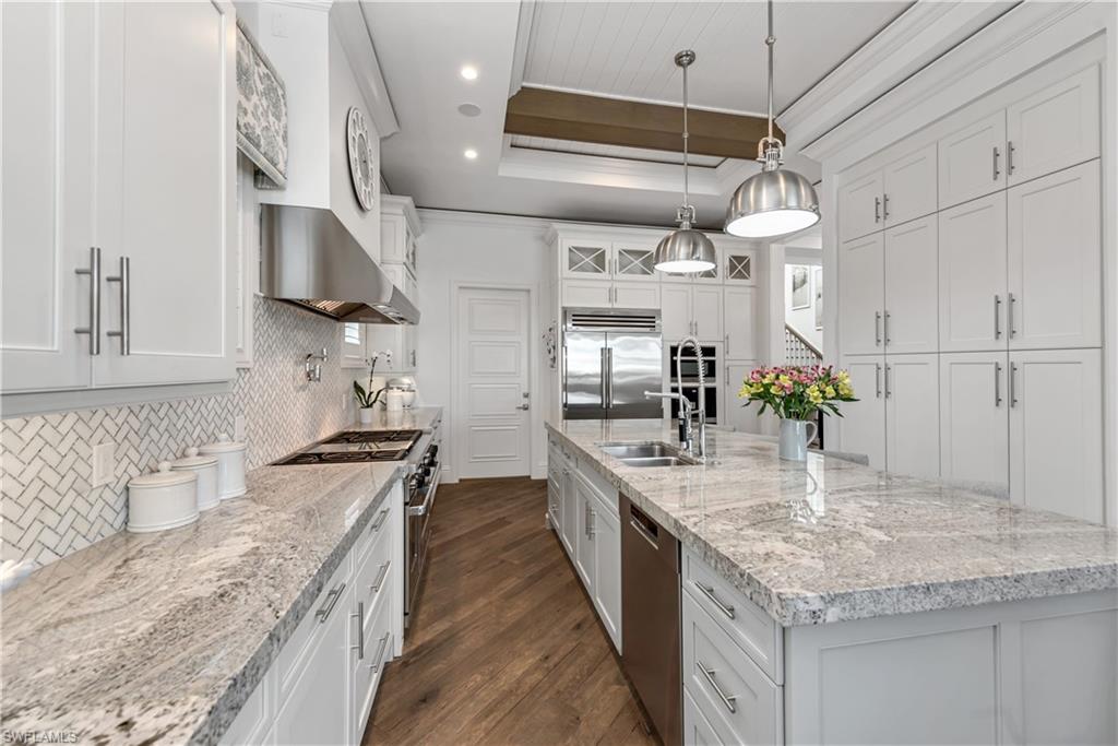 ROYAL HARBOR - Residential