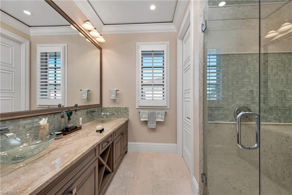 ROYAL HARBOR - Residential