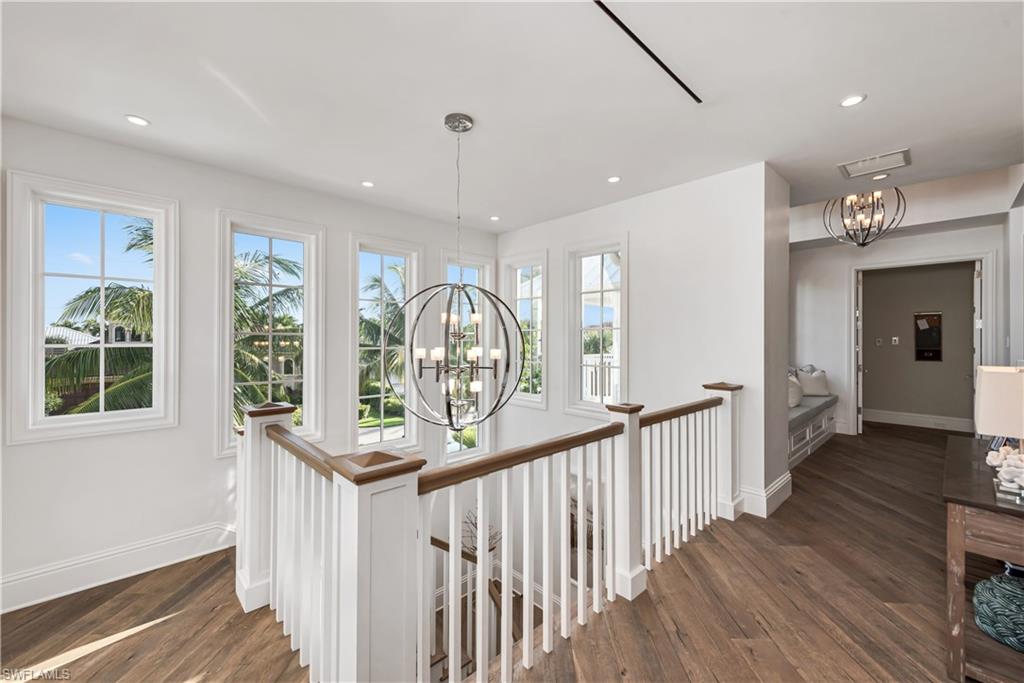 ROYAL HARBOR - Residential