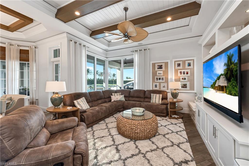 ROYAL HARBOR - Residential