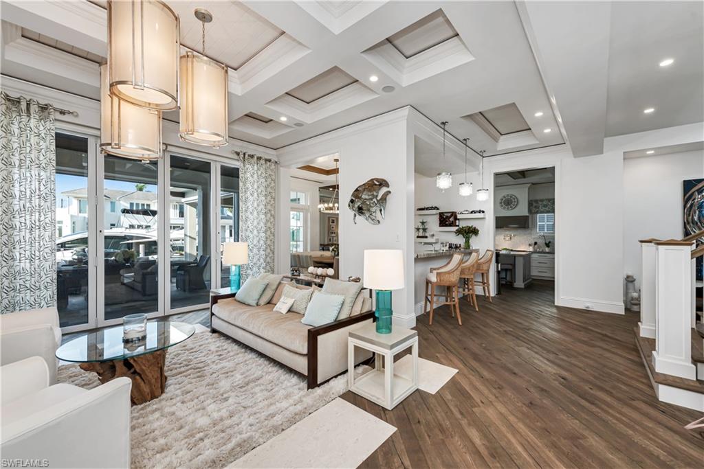 ROYAL HARBOR - Residential