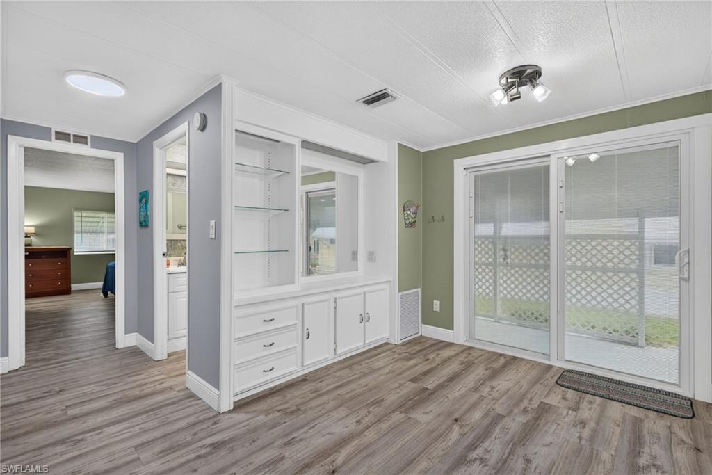 125 Kim DR