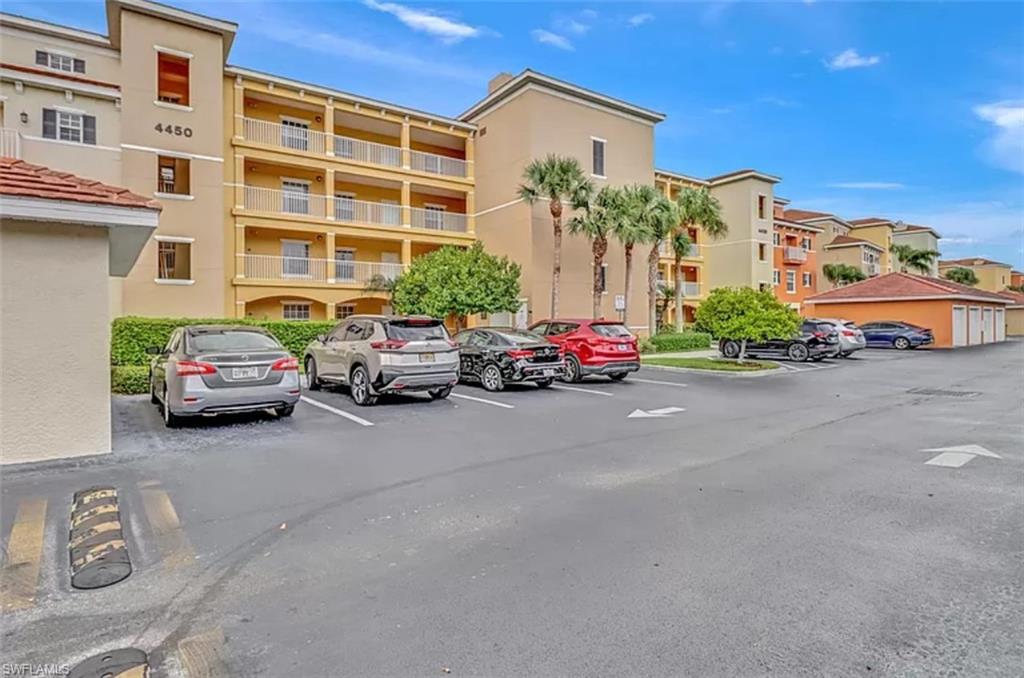 BOTANICAL PLACE - Residential Lease