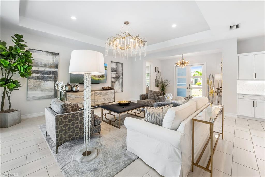 CRANE POINT - Residential