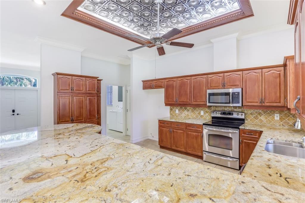 GOLDEN GATE ESTATES - Residential