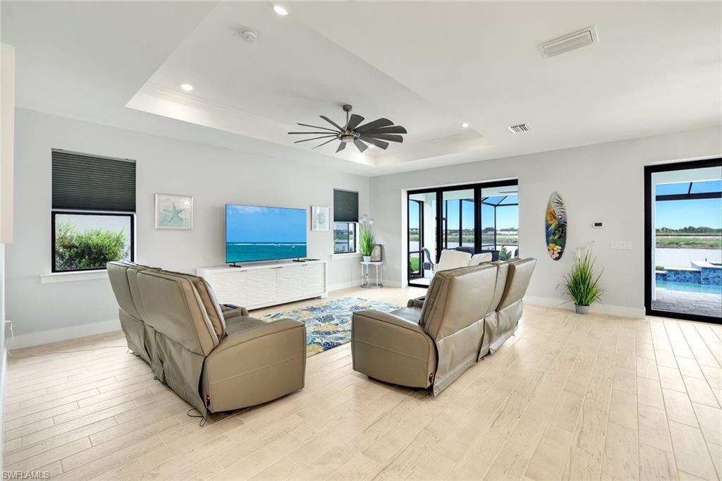 DEL WEBB - Residential