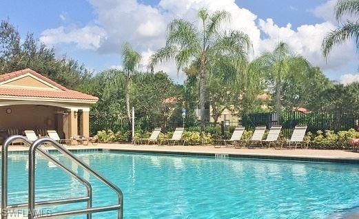 HUNTINGTON LAKES - Residential