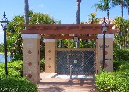 HUNTINGTON LAKES - Residential