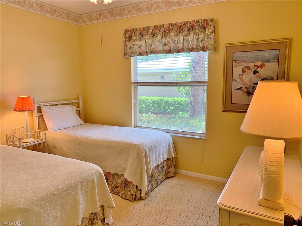 HUNTINGTON LAKES - Residential