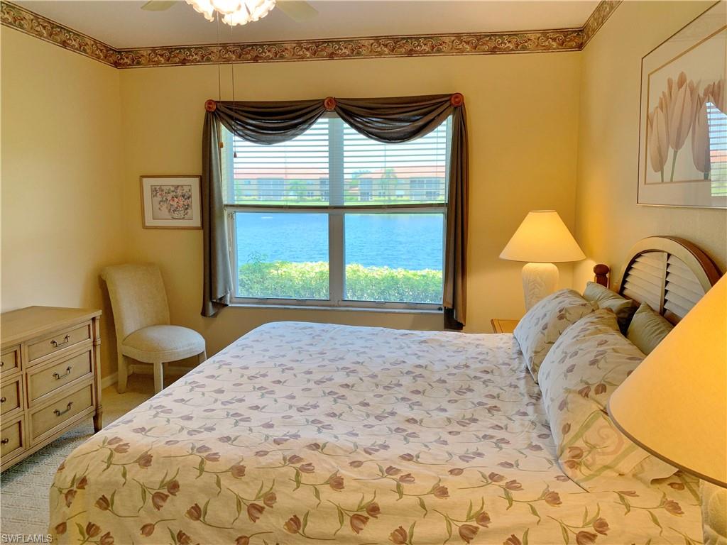 HUNTINGTON LAKES - Residential