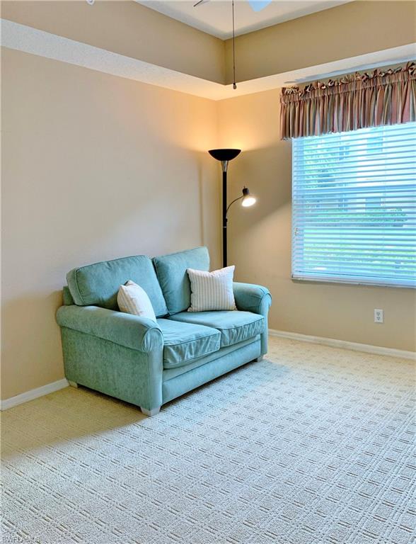 HUNTINGTON LAKES - Residential