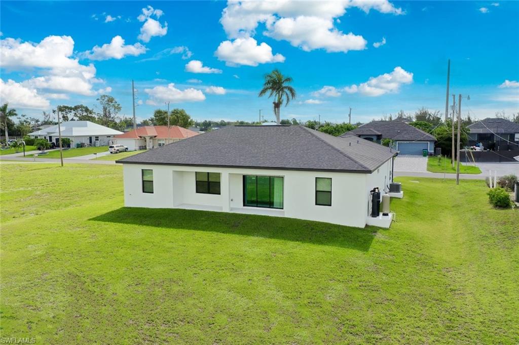 CAPE CORAL - Residential