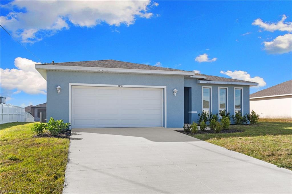 CAPE CORAL - Residential