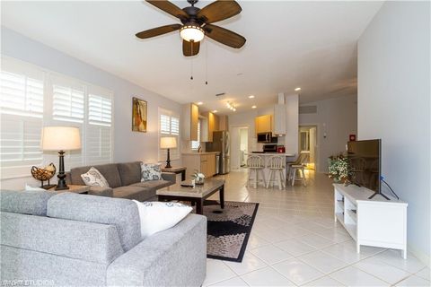 3664 El Segundo CT NAPLES FL 34109
