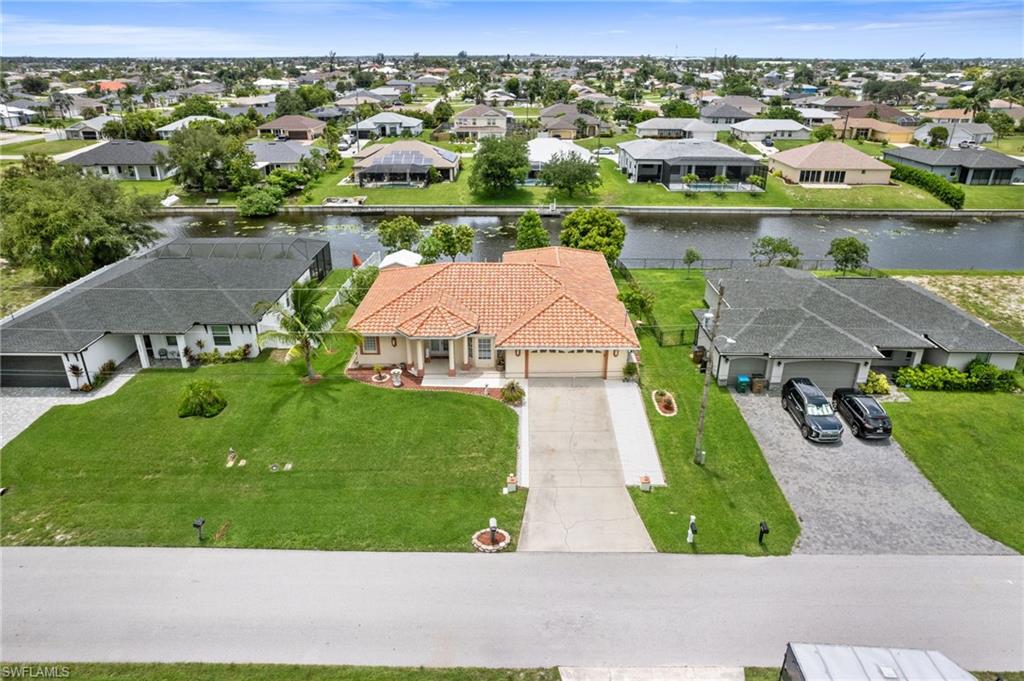 CAPE CORAL - Residential