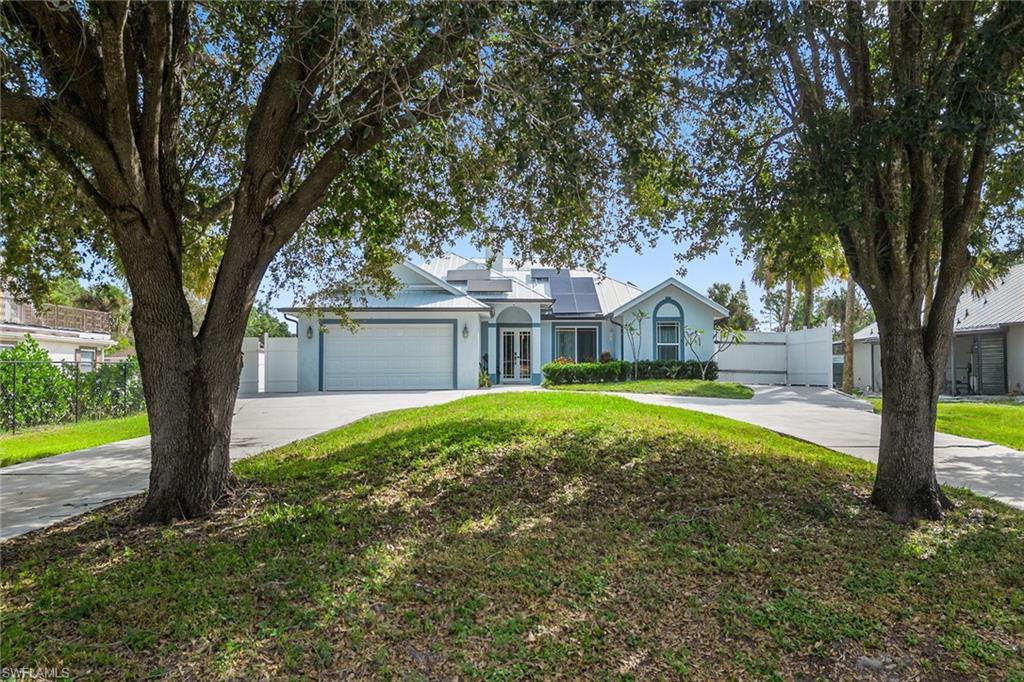 GOLDEN GATE ESTATES - Residential