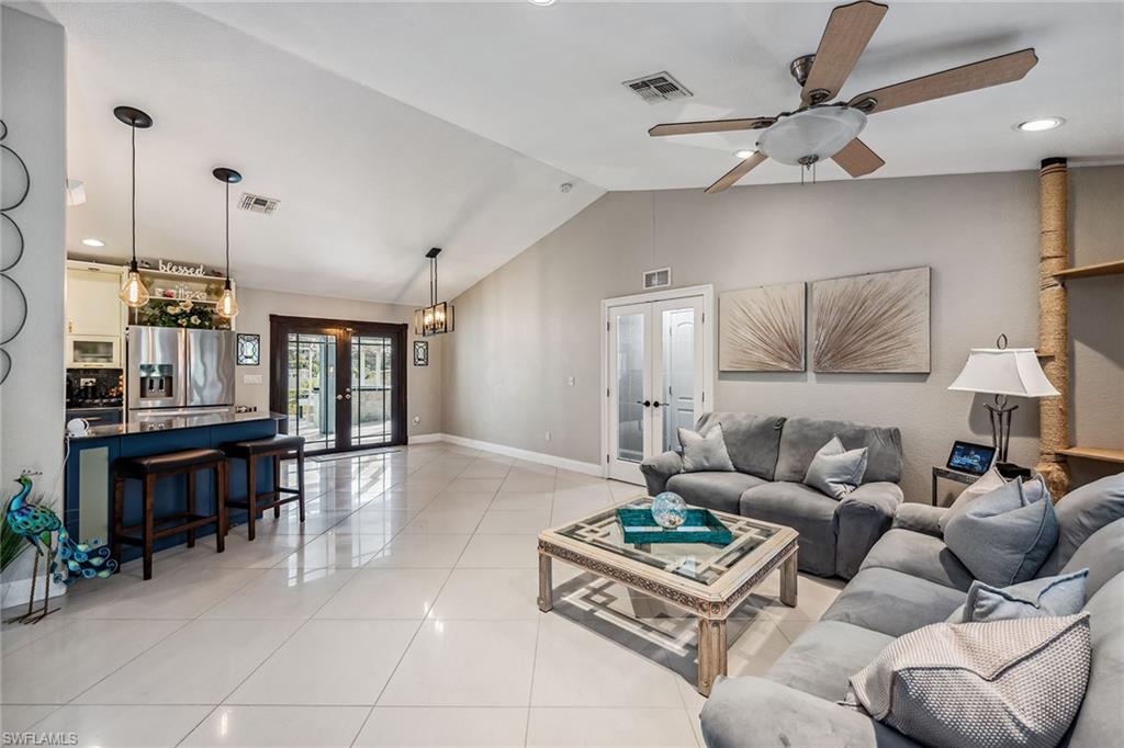 GOLDEN GATE ESTATES - Residential