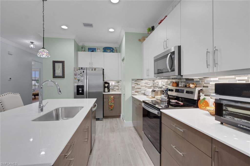 5688 Cerva LN