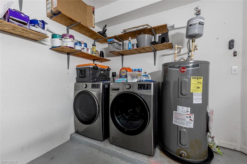 CORAL LAKES - Residential