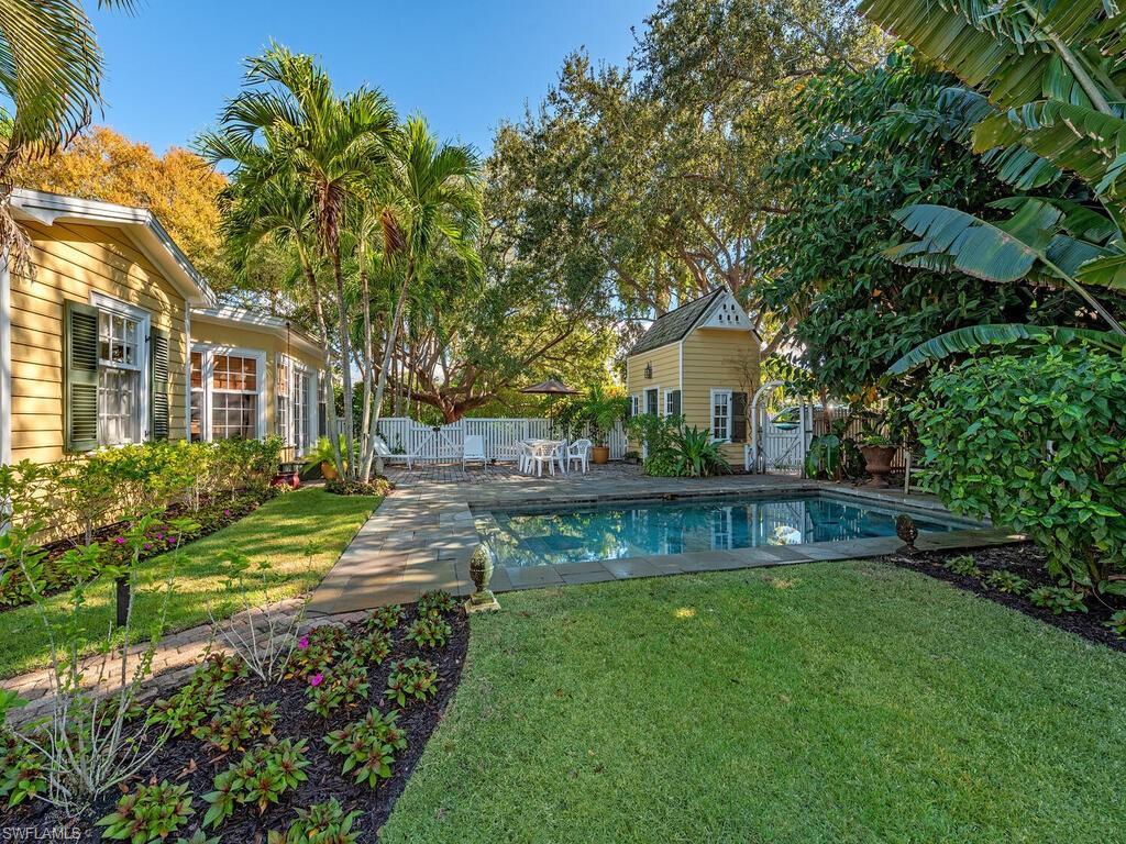 OLDE NAPLES - Residential