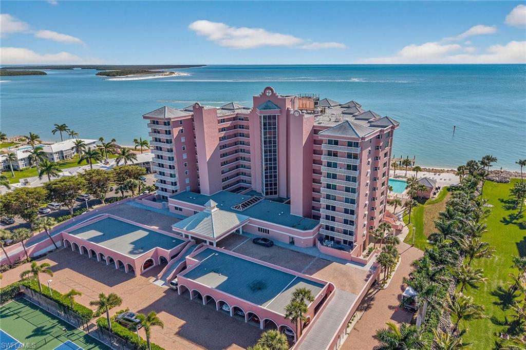 PLANTATION - Residential