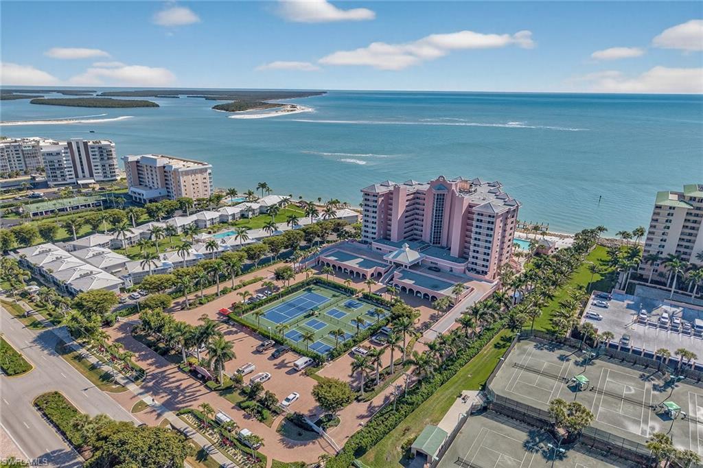 PLANTATION - Residential