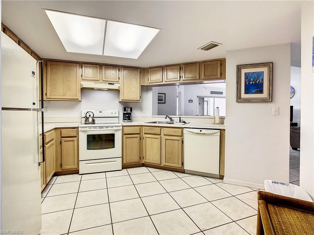 VILLAGES - Residential