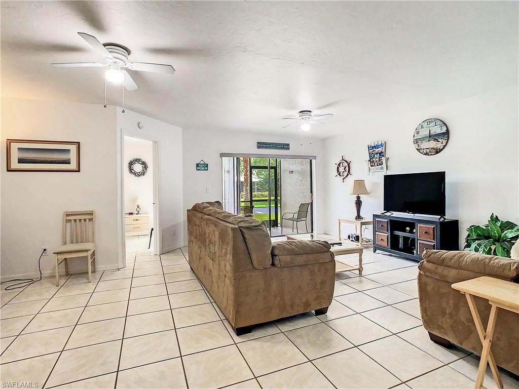 VILLAGES - Residential