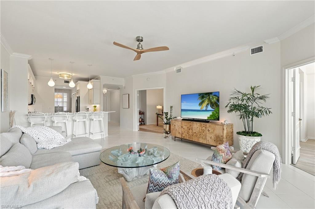 4650 Yacht Harbor DR 124
