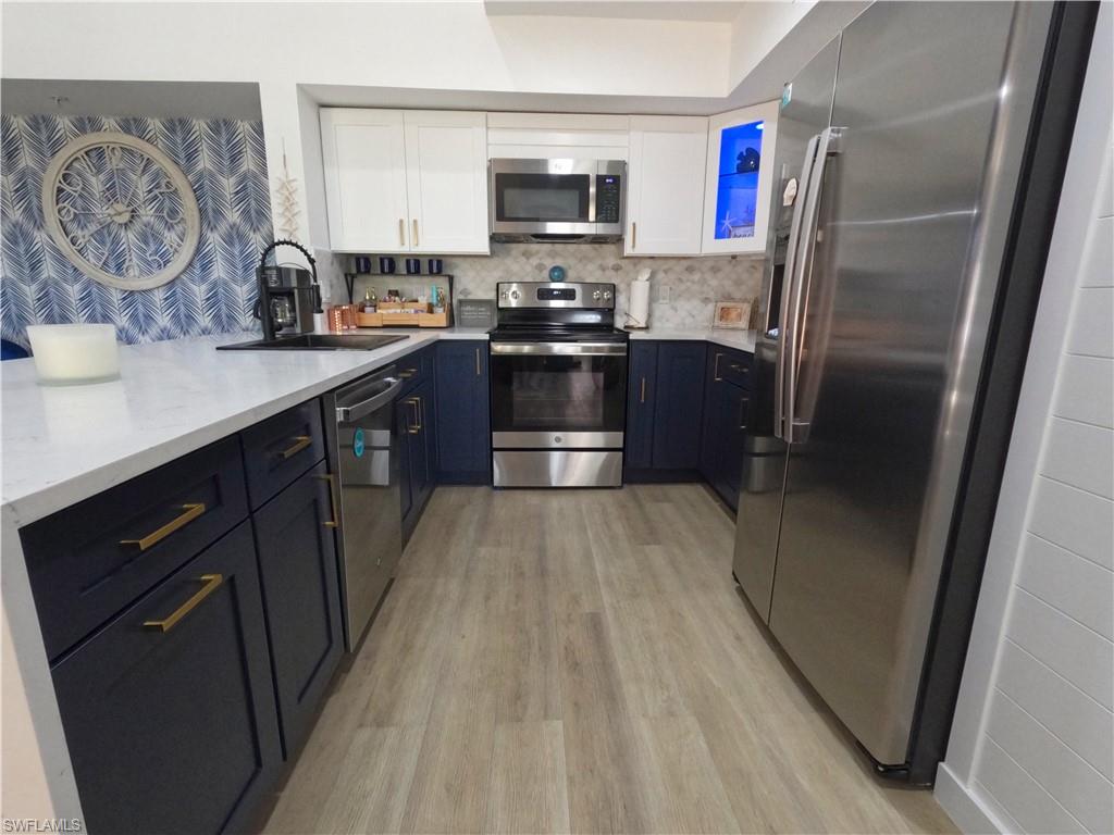 THE ENCLAVE AT NAPLES - Residential Lease