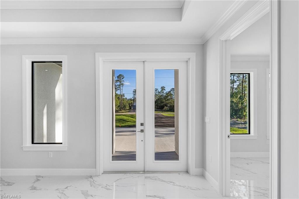 GOLDEN GATE ESTATES - Residential