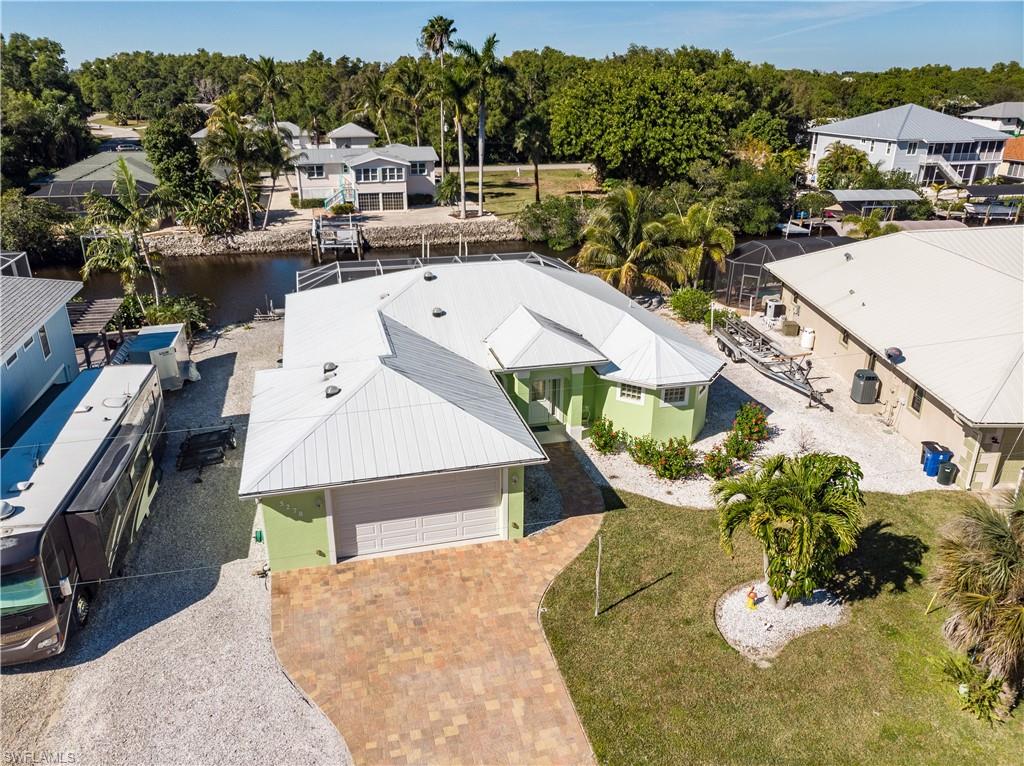 CHARLOTTE SHORES - Residential