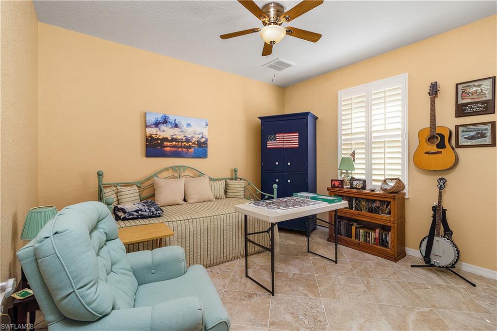 CHARLOTTE SHORES - Residential