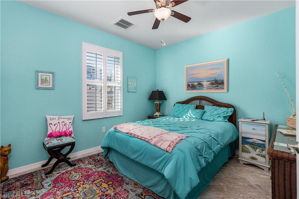 CHARLOTTE SHORES - Residential